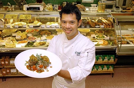 Keoni Chang Awarded FMI’s Grand Chef Title Keoni Chang Awarded FMI’s Grand Chef Title