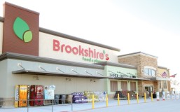 brookshire grocery brookshires vp promotes four min read theshelbyreport