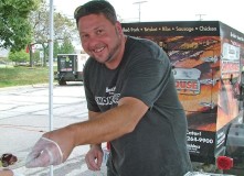Teter Wins Buehler’s Smokehouse Chef Showdown Teter Wins Buehler’s Smokehouse Chef Showdown