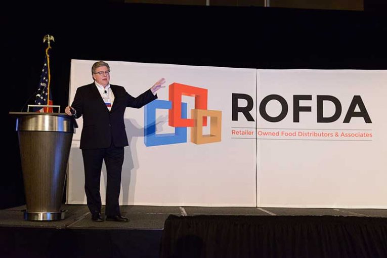 David Smith, leader of Associated Wholesale Grocers—the newest member of ROFDA—addresses conference attendees.