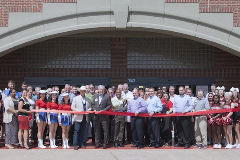 Brookshire Grocery Co. Reopens Stores In Kilgore, Midlothian, Texas