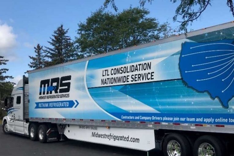 An IPAP delivery truck.