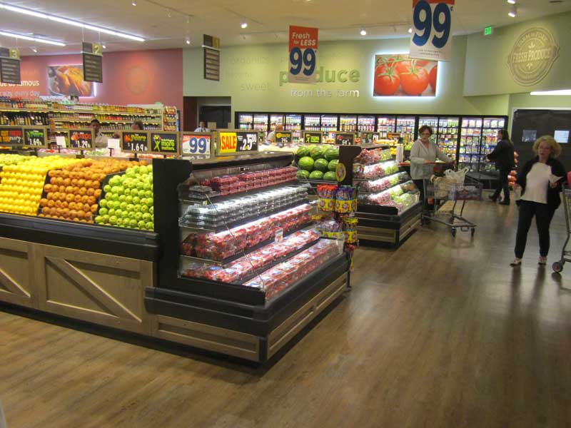 Stater Bros. Store Opening, Norco, California, Nov. 15, 2017 Shelby