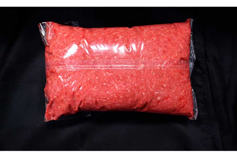 Cryovac and Kane's clipless chub packaging features five plastic seals but can be opened by hand.