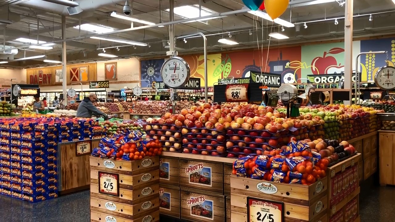 Modesto Sprouts Market First In Region To Add Juice And Salad Bars