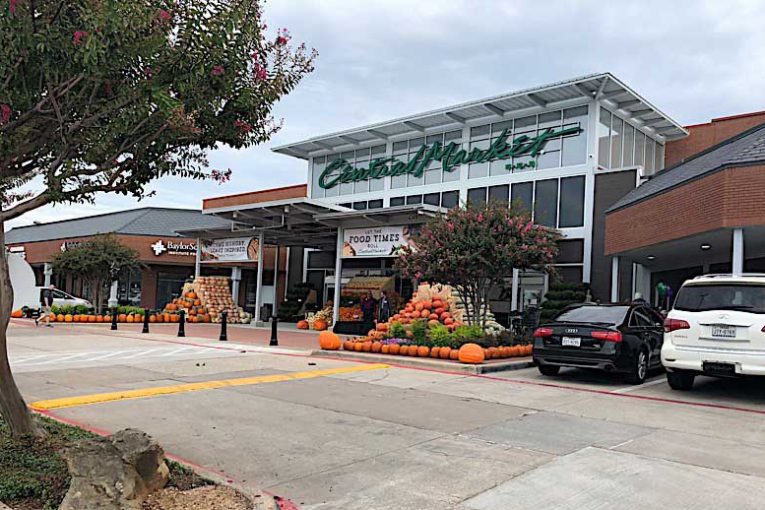 The front of the Dallas Central Market store