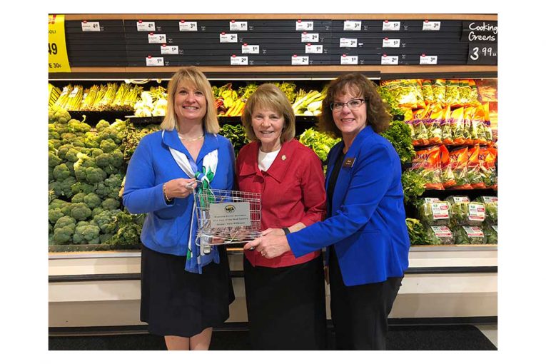 Jamie Pfuhl, Sen. Mary Kiffmeyer and Cub Foods store manager Paula Schmitz.