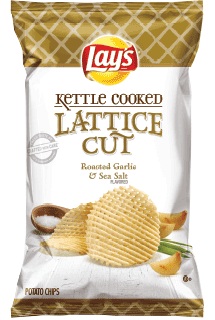 lays-kettle-cooked-lattice-cut-roasted-garlic-sea-salt