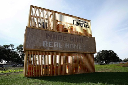 Cheerios-real-honey-living-billboard-4-HR