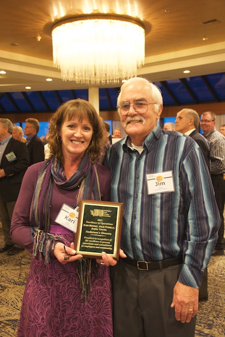 Kari and Jim Beedle of Anderson’s Grocery in Republic accepted the WFIA 2015 Excellence in Operations Award on behalf of themselves and co-owners Julie Padilla and Judee Young.