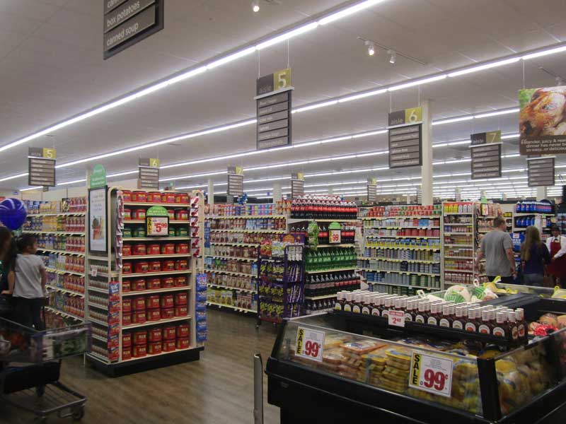 Stater Bros. Store Opening, Norco, California, Nov. 15, 2017 Shelby