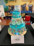 Food City cake decorating